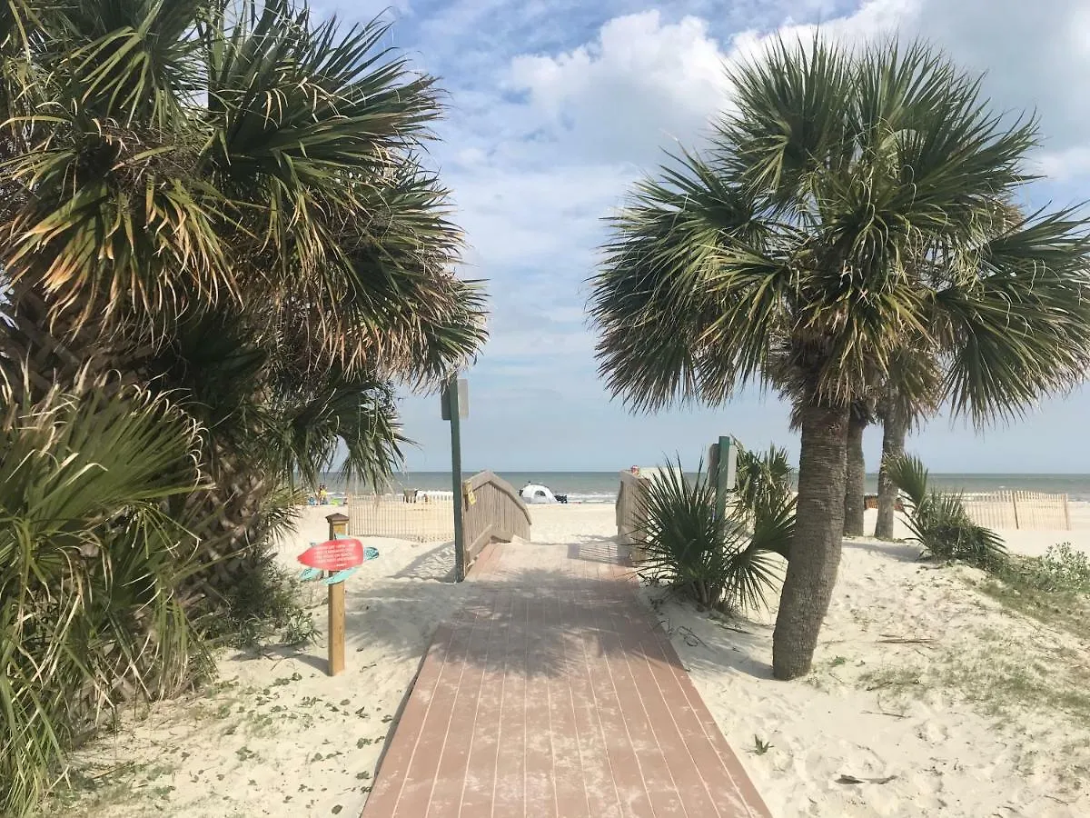 Apartment Family Getaway - Boardwalk To The Beach, 3 Pools, Tennis Hilton Head Island